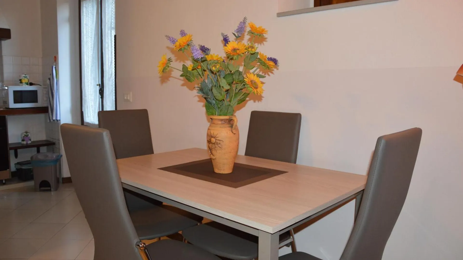 Large&comfortable studio flat Florencia Apartamento